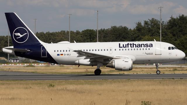 D-AILI:Airbus A319:Lufthansa